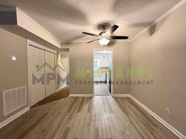 Building Photo - 204 S Cromwell St