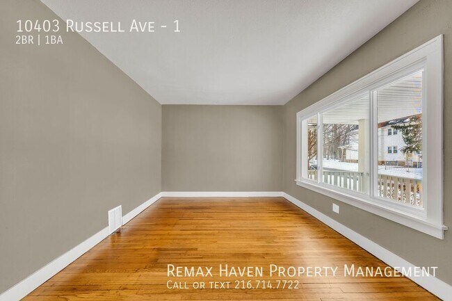 Building Photo - 10403 Russell Ave