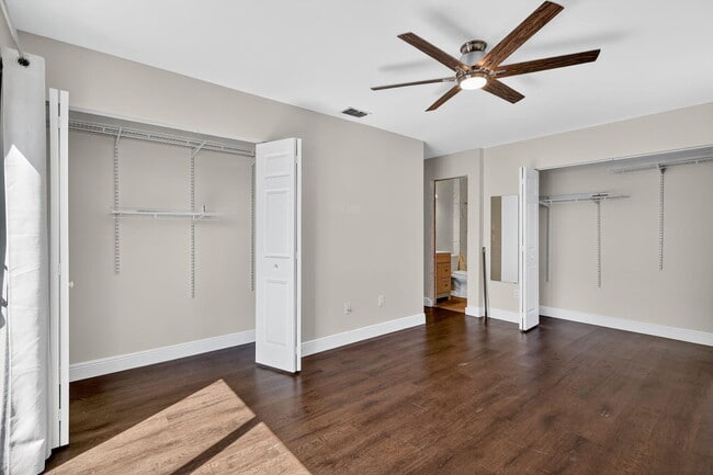 Building Photo - 5431 Courtney Cir