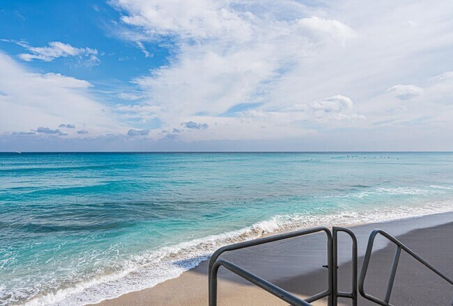 Building Photo - 3581 S Ocean Blvd