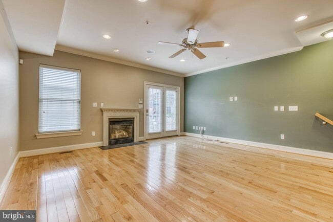 Building Photo - 1320 Race St