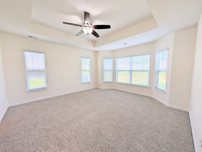 Building Photo - 504 Cedar Lakes Dr