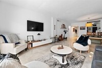 Building Photo - 100 Edgewater Dr