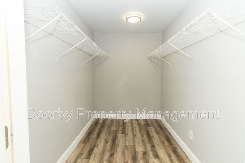 Building Photo - 1913 Tuskegee Blvd