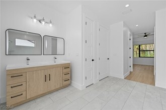 Building Photo - 2561 Wilson Blvd N