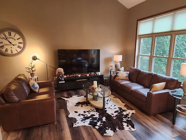 Building Photo - S80W16985 Boehm Ct