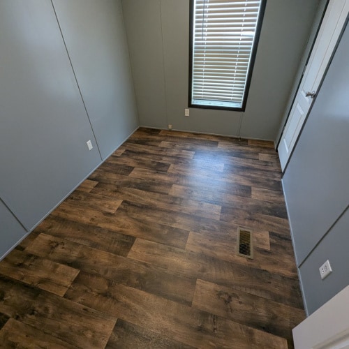 Building Photo - 475 Landis Ln