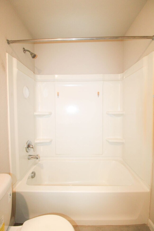 Building Photo - 7043 Diamond Vly