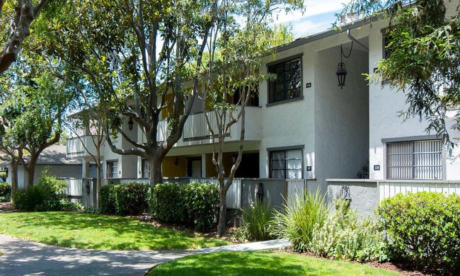 Primary Photo - 20200 Lucille Ave