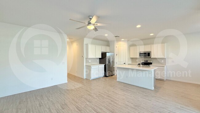 Building Photo - 4841 S Carver