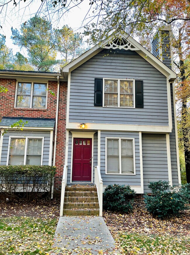 Beautiful Townhome in Cary's Kildaire Farms 125 Winners Cir Cary NC