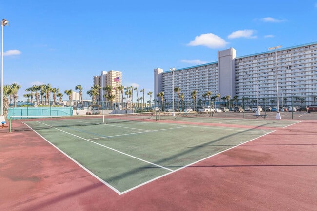 Building Photo - 8743 Thomas Dr