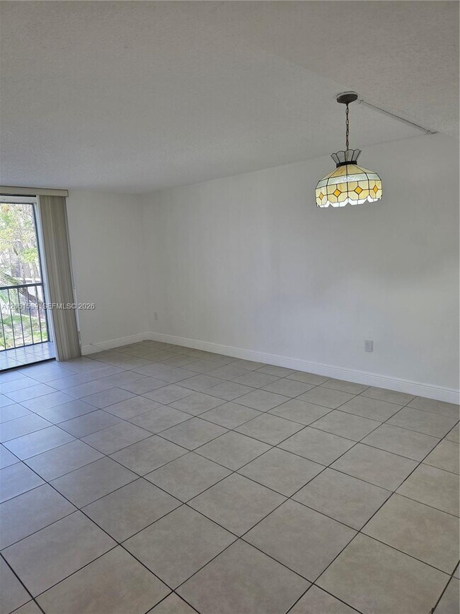 Building Photo - 8025 SW 107th Ave