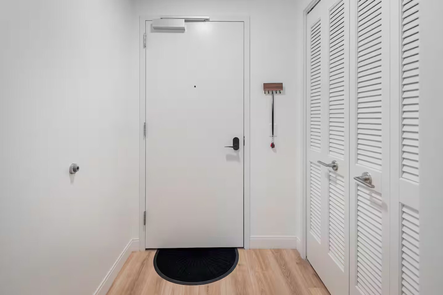 Building Photo - 40 Western Ave