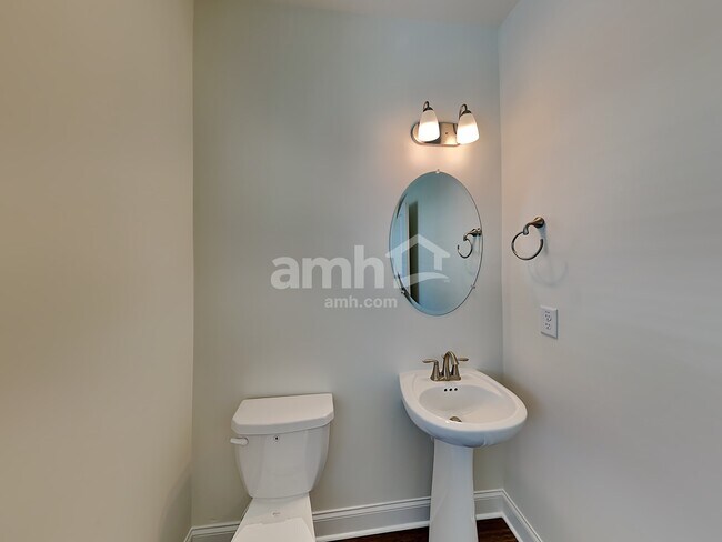 Building Photo - 6207 Bridlewood Ln