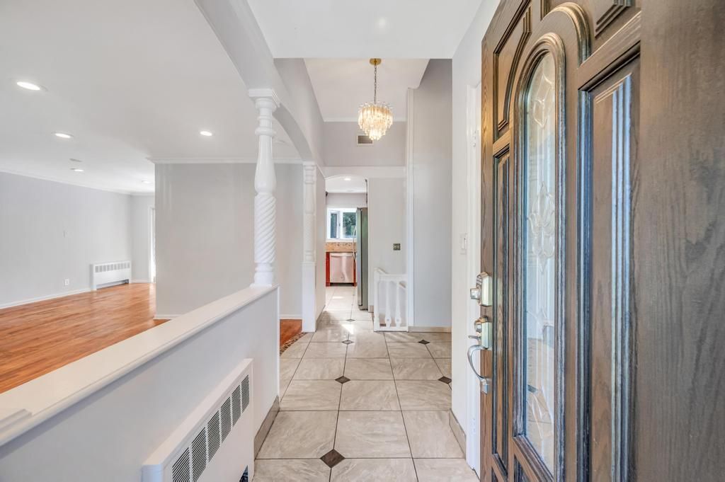 Building Photo - 51 Bellwood Dr