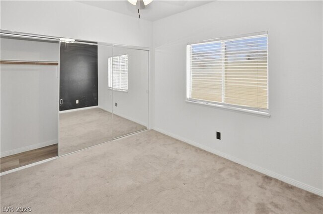 Building Photo - 747 Canyon Crest Dr