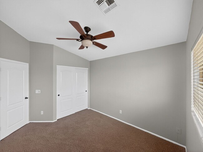 Building Photo - Beautifu;l 4Bed/2.5Bath, Private Pool Home!