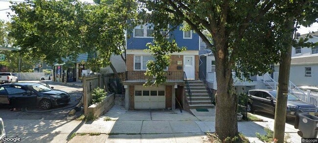Building Photo - 442 New York Ave