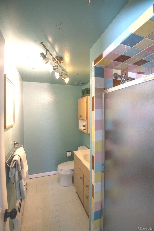 Building Photo - 4-Bedroom home in Ridgewood