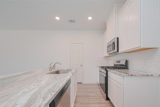 Building Photo - 17722 Pamukkale Pl