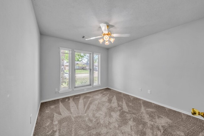 Building Photo - 5418 Timber Quail Dr