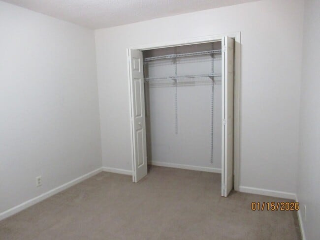 Building Photo - 174 Gertrude Dr