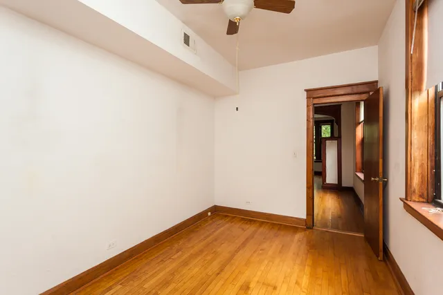 Building Photo - 1 bedroom in Chicago IL 60622