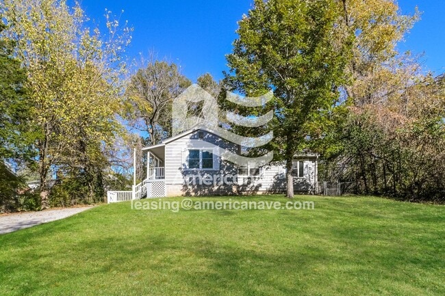 Building Photo - 111 Scott Ave