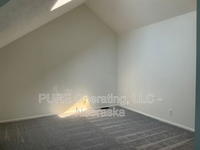 Building Photo - 15527 Mason Cir