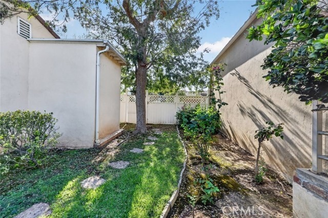 Building Photo - 1233 Imperial Dr