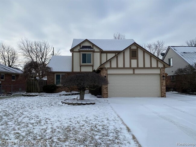 Building Photo - 28772 Wales Dr