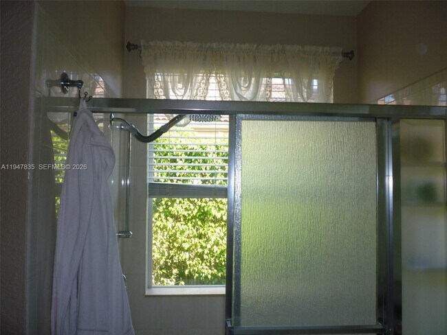 Building Photo - 644 Conservation Dr