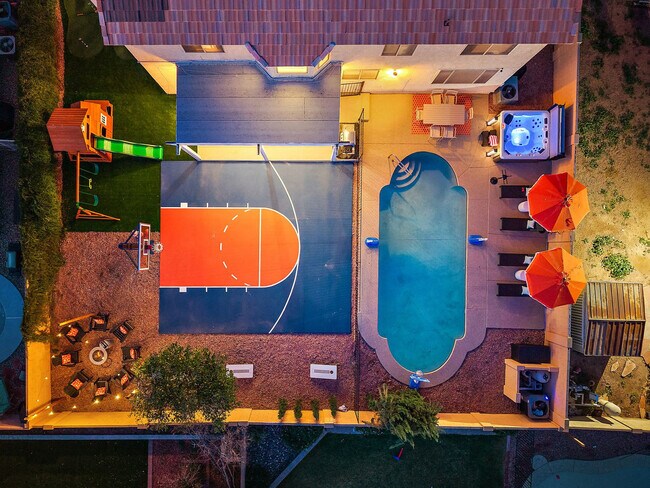 Building Photo - 7157 W Windrose Dr