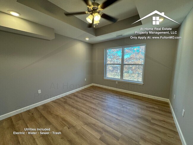 Building Photo - 2610 N Bluff St