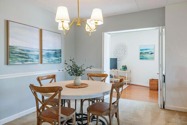 Building Photo - 100 Severn Ave