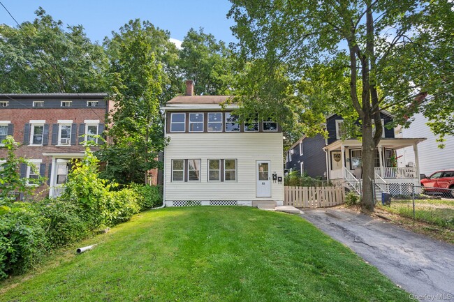 Primary Photo - 93 Delafield St