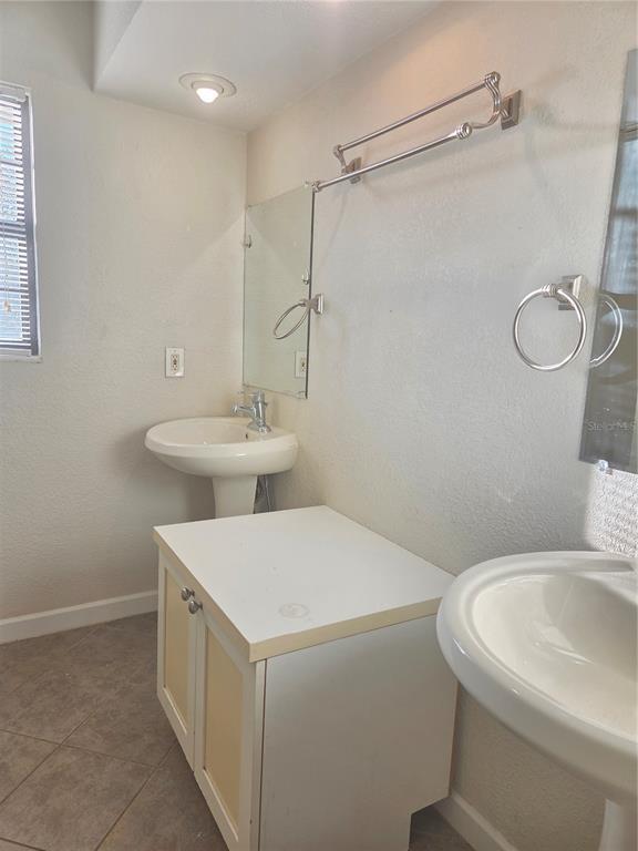 Building Photo - 2900 N Mills Ave