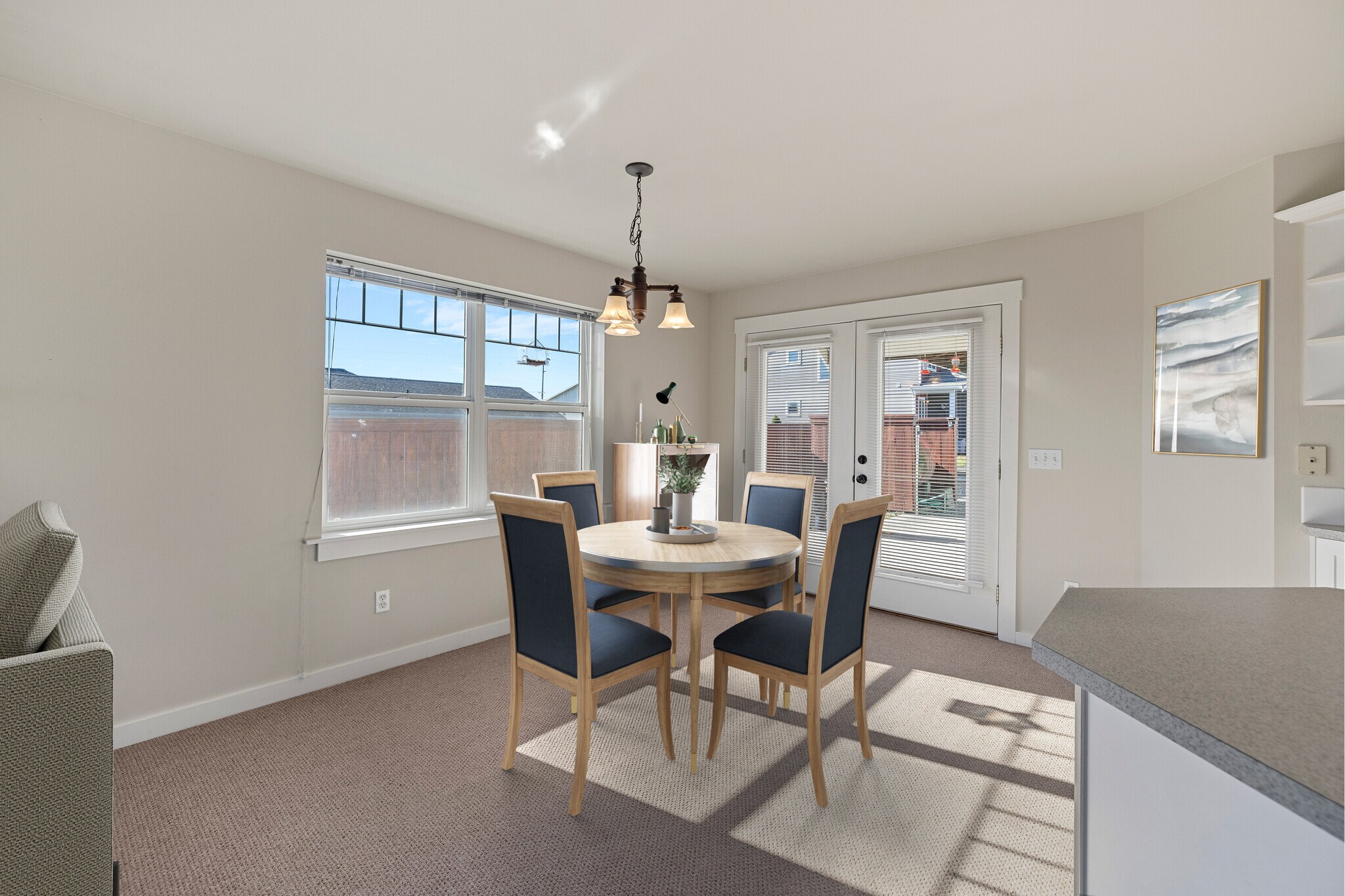 Dining - 306 S Main St