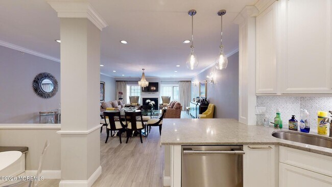 Building Photo - 312 Riviera Dr