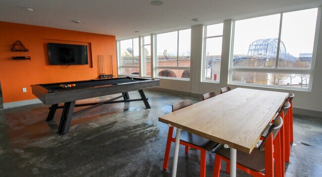 Building Photo - 228 Pike St