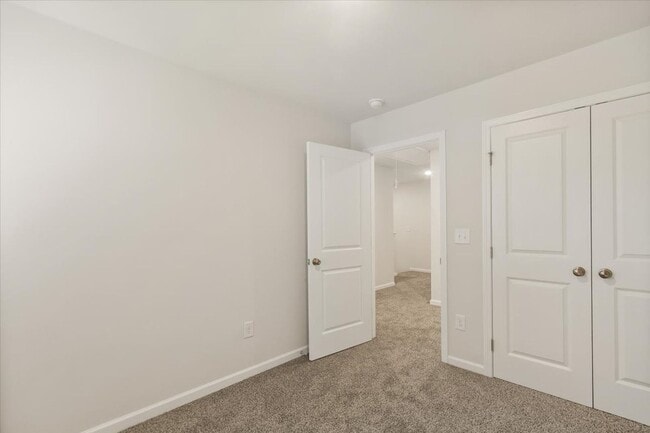 Building Photo - 2049 Hillman Wy