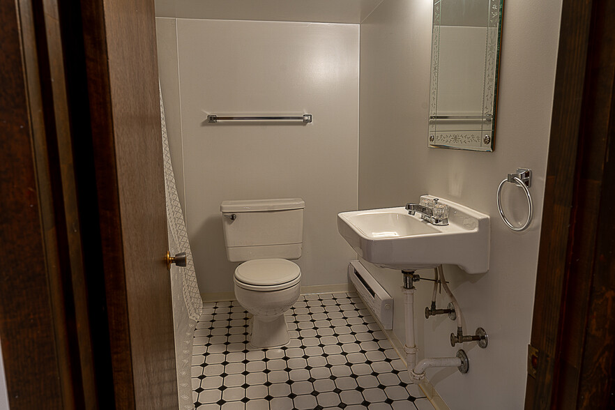 Bathroom Lower Level - 2333 Sidney St