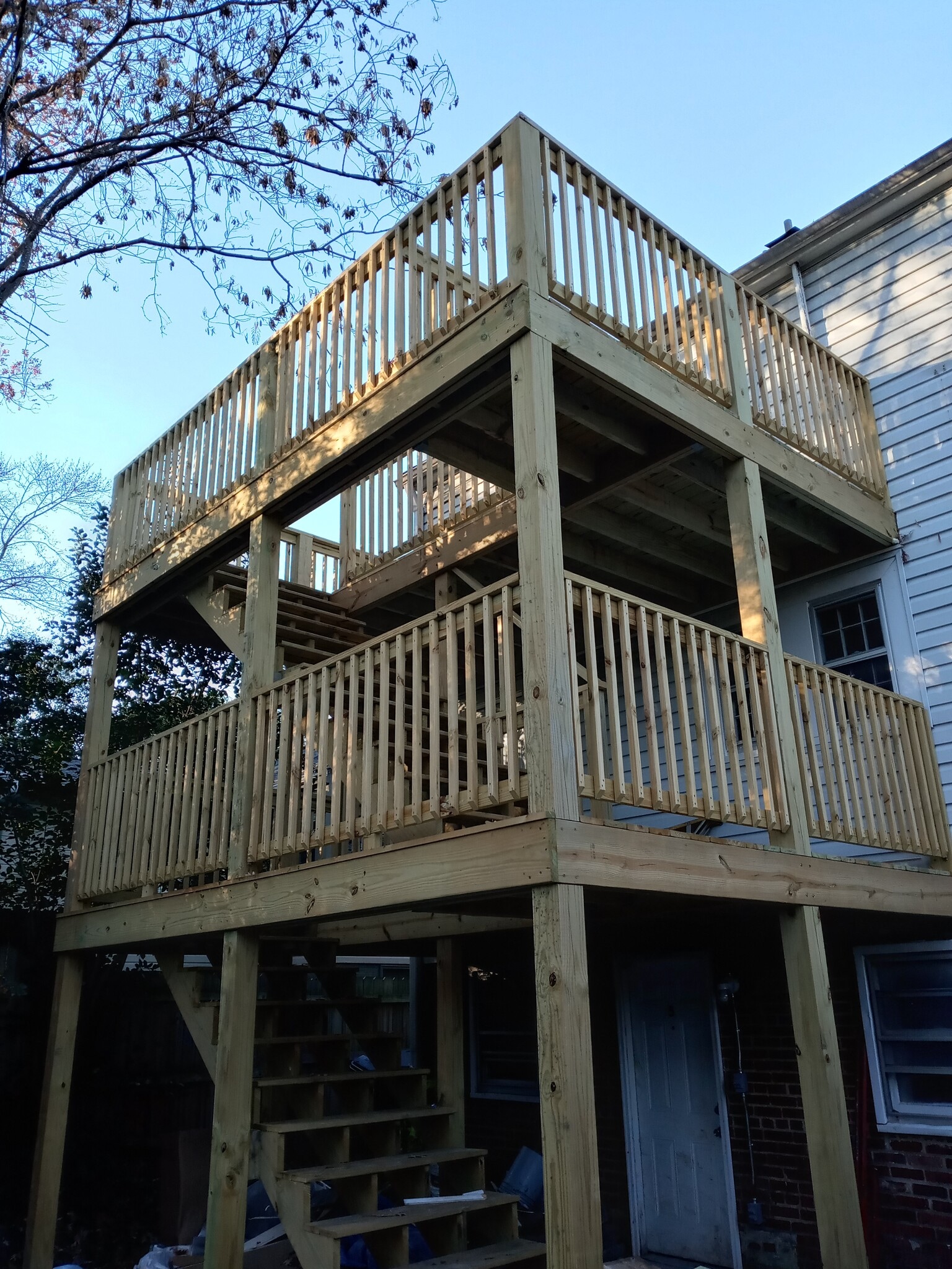 Private Deck - 210 Edward St