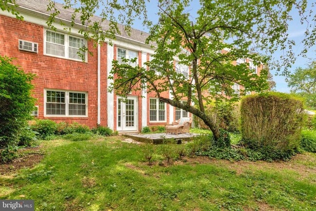 Building Photo - 1760 Preston Rd