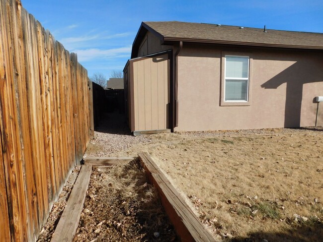 Building Photo - Beautiful Home in Fruita