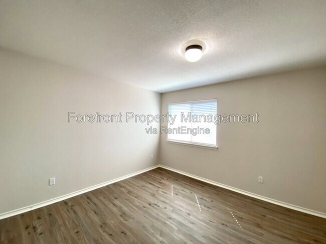 Building Photo - 21518 La Pena Dr