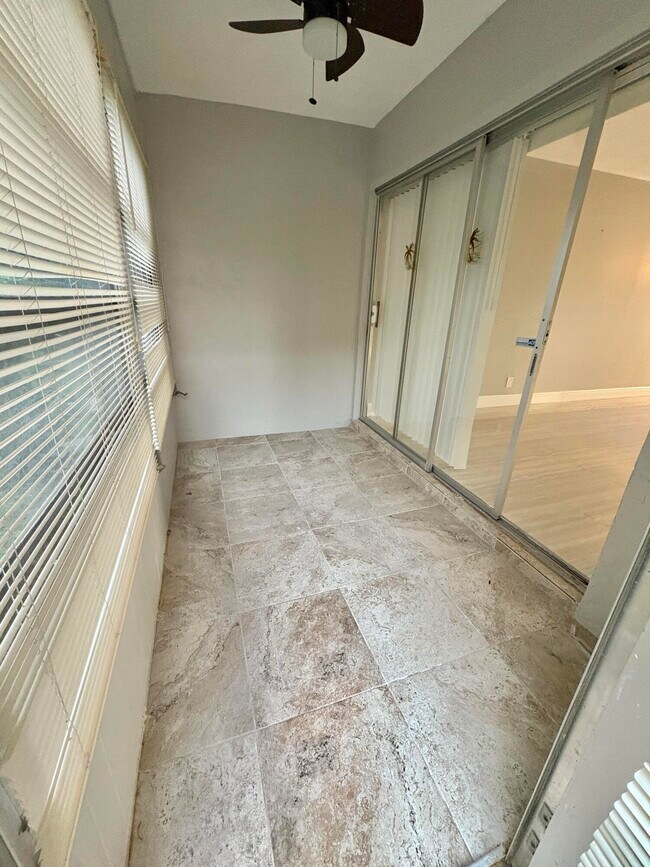 Building Photo - 26 Golfs Edge