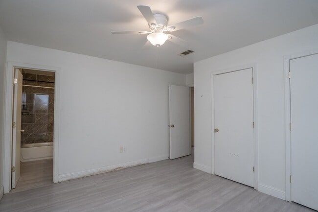 Building Photo - 3 bedroom house in quiet West Little Rock neighborhood