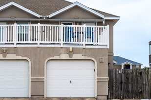 Building Photo - 13969 Ports O Call Dr